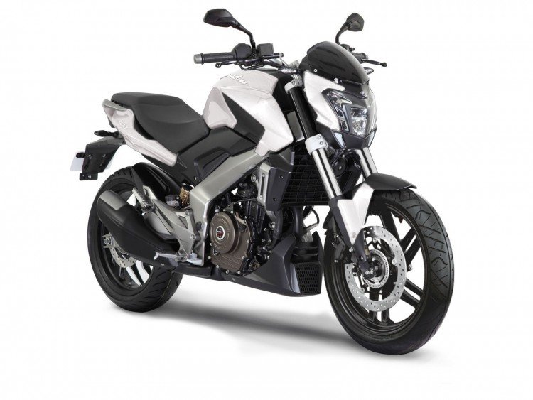 BAJAJ DOMINAR 400 мото